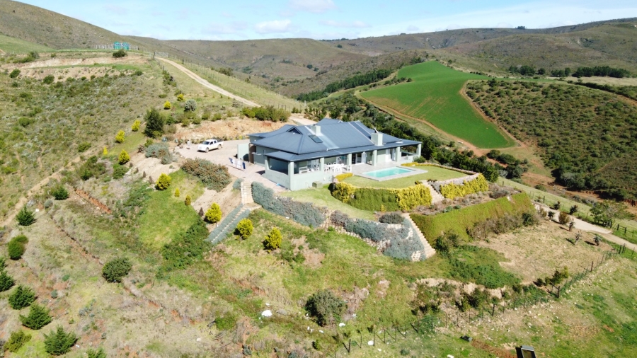 4 Bedroom Property for Sale in Mossel Bay Rural Western Cape